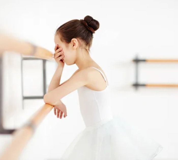 Bailarinas de Ballet sufren depresión oculta por ridiculismo.