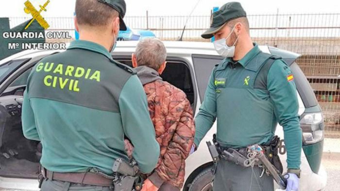 Detenido un funcionario de prisiones en Nanclares