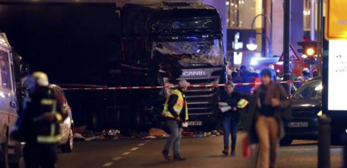 Cinco heridos dos de ellos muy graves a causa de posible atentado terrorista