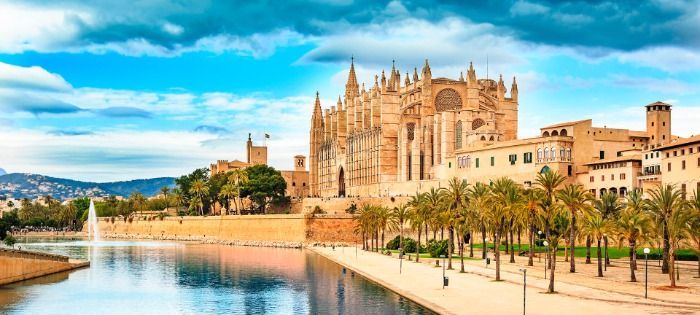ÚLTIMA HORA: Baleares prohibirá la entrada de catalanes a partir de julio