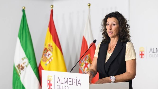 El ayuntamiento de Almería cancela el puente de octubre el último día