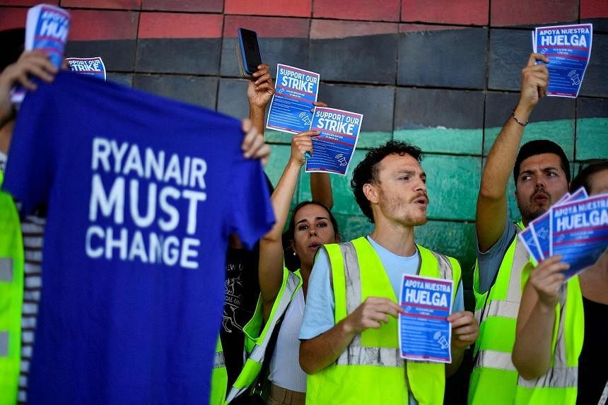 Ryanair y sindicatos acuerdan los servicios mínimos