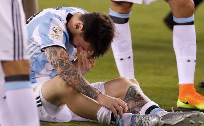 Oficial: Messi se pierde el partido ante Polonia por una rotura de ligamentos