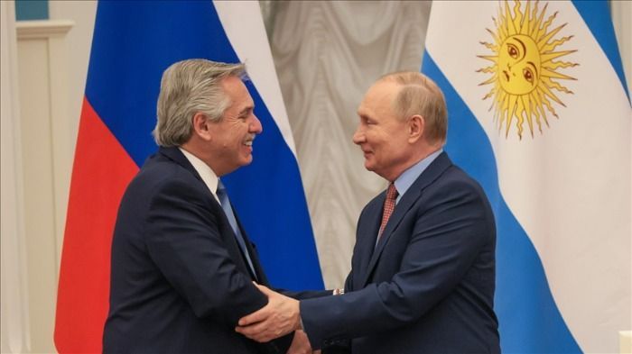 Vladímir Putin tendría pensado llamar a los argentinos que posean dosis de Sputnik-V por un reciente acuerdo con el Presidente Alberto Fernández.