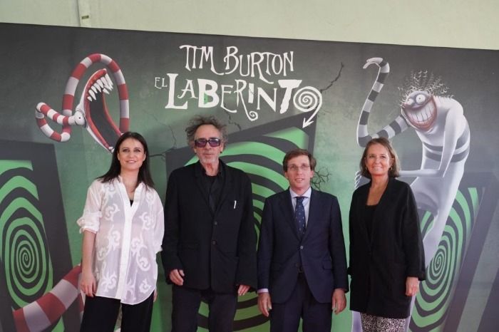 Se posterga el estreno de la película de Tim Burton por cortes de electricidad en Madrid por una averia en la central eléctrica.