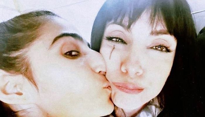 Confirmado: Se Confirma La Relación Amorosa de Alba Flores y Najwa Nimri