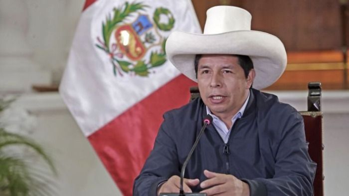 Presidente Pedro Castillo anuncia nuevo bono de 700 soles para todos los peruanos, sueldo básico de 1,250 soles a partir de enero 2022