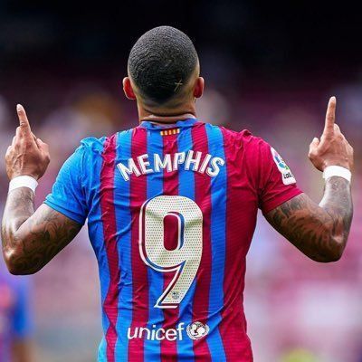 El Barça negocia con el Lille un cambio entre Jonhatan David y Memphis Depay