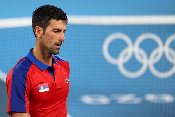 Decepcionante noticia, Djokovic con ayudas fuera del reglamento.