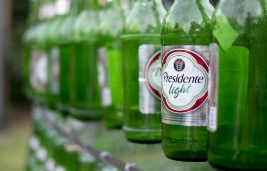 Mueren doce personas por consumir cerveza contaminada en Rep. Dom