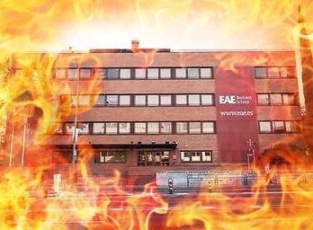 Incendio en la Escuela de Negocios EAE - Posible atentado