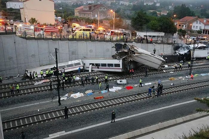 Accidente fatal de tren por descarrilamiento en España