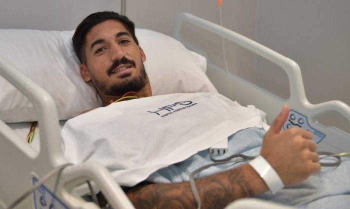 Álvaro Valles porteto titular de las palmas sufre una fisura en la parte anterior del muslo derecho