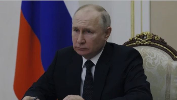 Putin: EEUU y Europa se enfrentan a un 