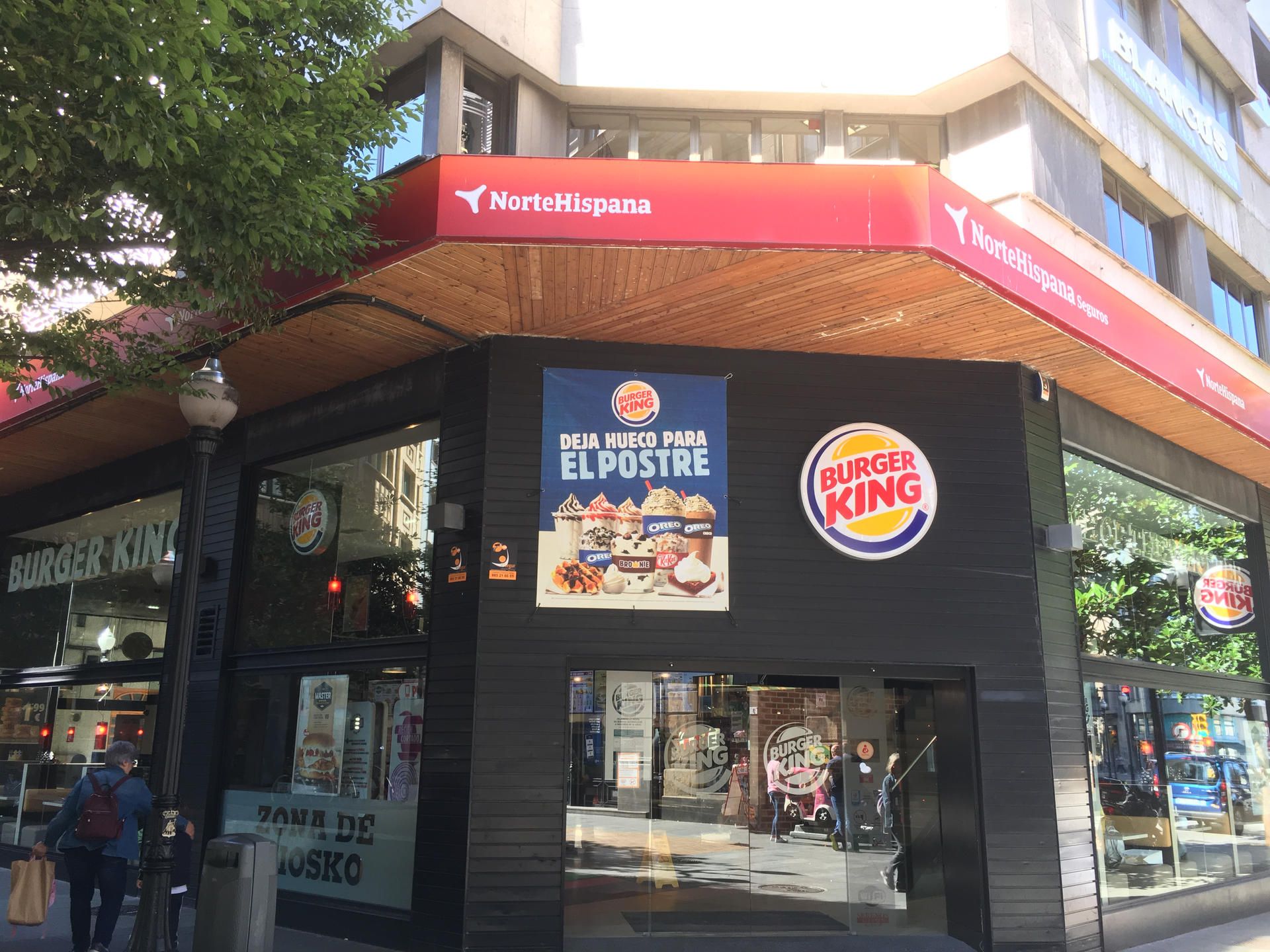 Tensión en un Burger King de Gijón