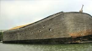 Creyentes y ateos de libertador preocupados por el Arca de Noé